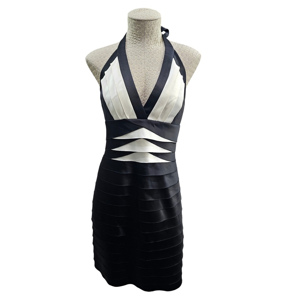 BCBGMAXAZRIA Bandage Dress Womens Size 6 Black Off White Halter Pleated Cocktail